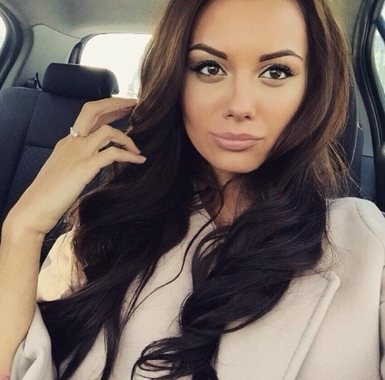 💋 Мои услуги – насыщенные и разнообразные, полные страсти и похоти. Что бы ты ни желал, я смогу удовлетворить твои самые сокровенные фантазии. 💦 Наши встречи будут полны нежности и чувственности, я сделаю все, чтобы ты почувствовал себя желанным и удовлетворенным. ♡ Великолепная фигура, чувственные губки и умения, полученные благодаря опыту, помогут мне подарить тебе истинное наслаждение. 🌟 У меня много положительных отзывов и прекрасные фото, чтобы ты мог оценить мою красоту. Узнай, как я могу сделать твои сокровенные мечты реальностью! 🌹 Тамара